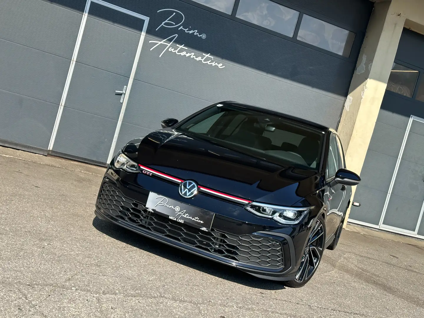 Volkswagen Golf GTI 2,0TSI DSG LED* KAMERA* ACC* ab €209,-* Zwart - 1