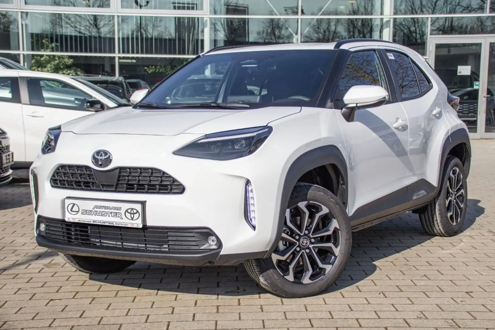 Toyota Yaris Cross Hybrid 130 1.5 VVT-i Teamplayer*Winter Paket* Blanc - 1
