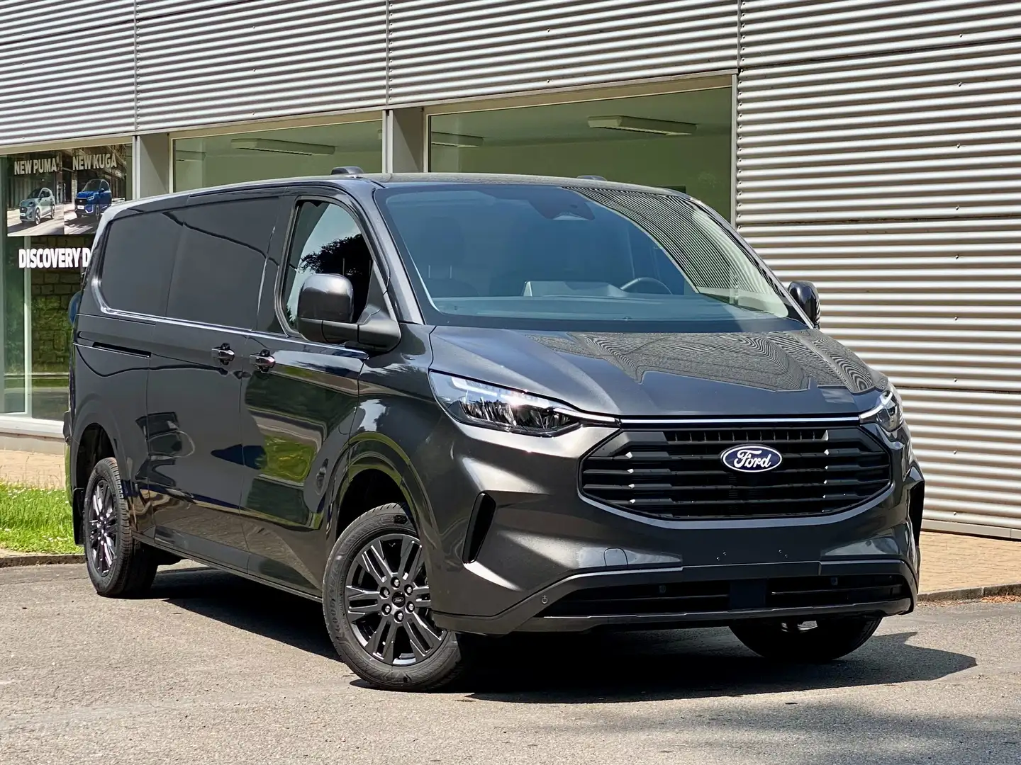 Ford Transit Custom Limited - L2 - 2.0L TD 150CH M6 Gris - 1