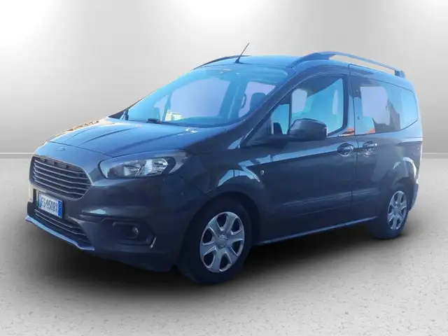 Ford Tourneo Courier 1.5 tdci 75cv Sport E6.2