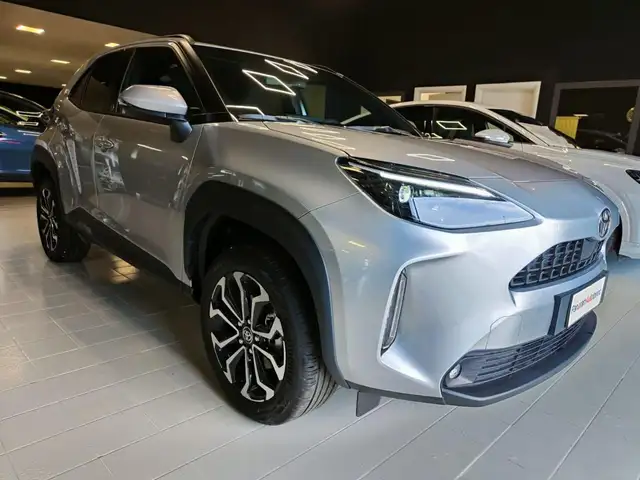 Toyota Yaris Cross 1.5 Hybrid 130 CV 5p.E-CVT Trend km0