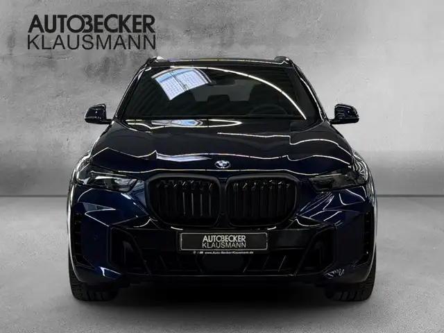 BMW X5 view 5