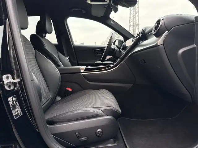 Mercedes-Benz GLC 300 de 4MATIC mit EQ Hybrid Technologie Österr Ansicht 16