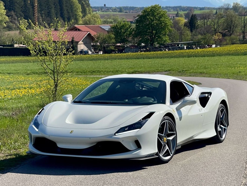 Ferrari F8 Tributo 1.HAND*LIFT*RACINGSITZE L*LED*24M-GAR