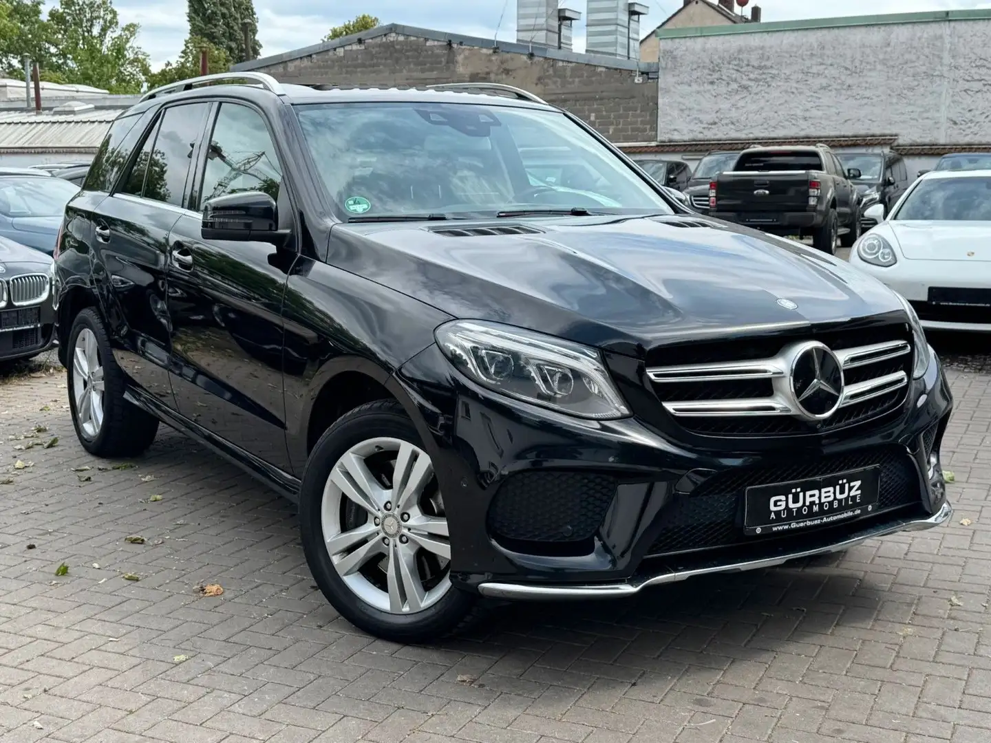 Mercedes-Benz GLE 400 4Matic*AMG-Line*KAMERA*LEDER*SCHIEBEDACH Negru - 1
