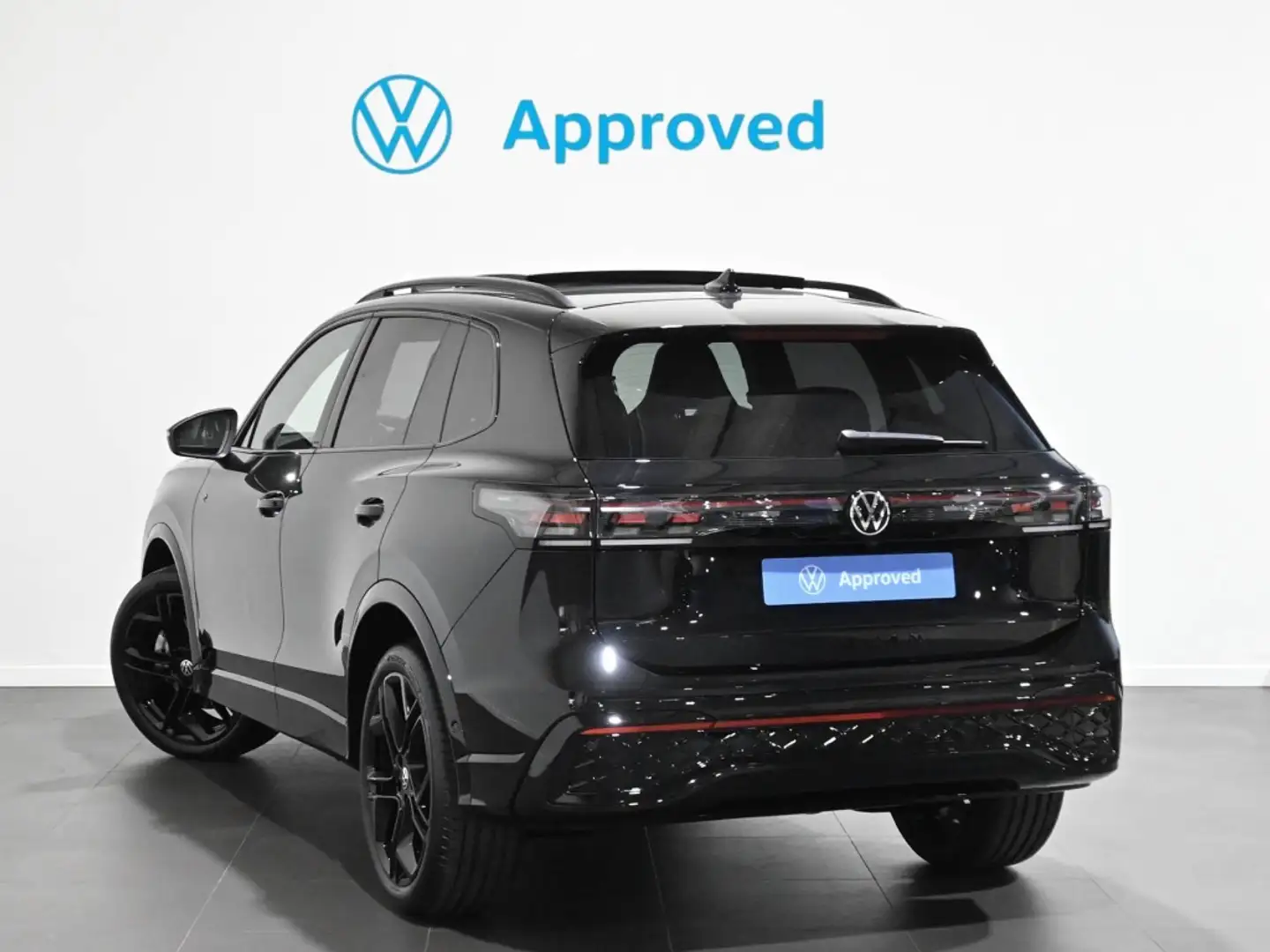 Volkswagen Tiguan 2.0TDI R-Line DSG 110kW Negro - 2