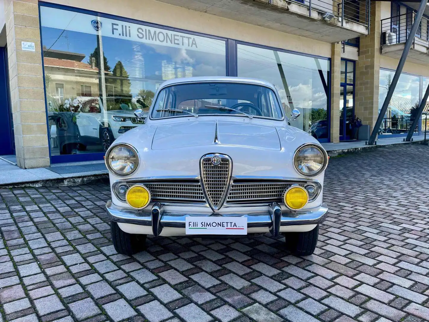 Alfa Romeo Giulietta Ti 3 SERIE Weiß - 2
