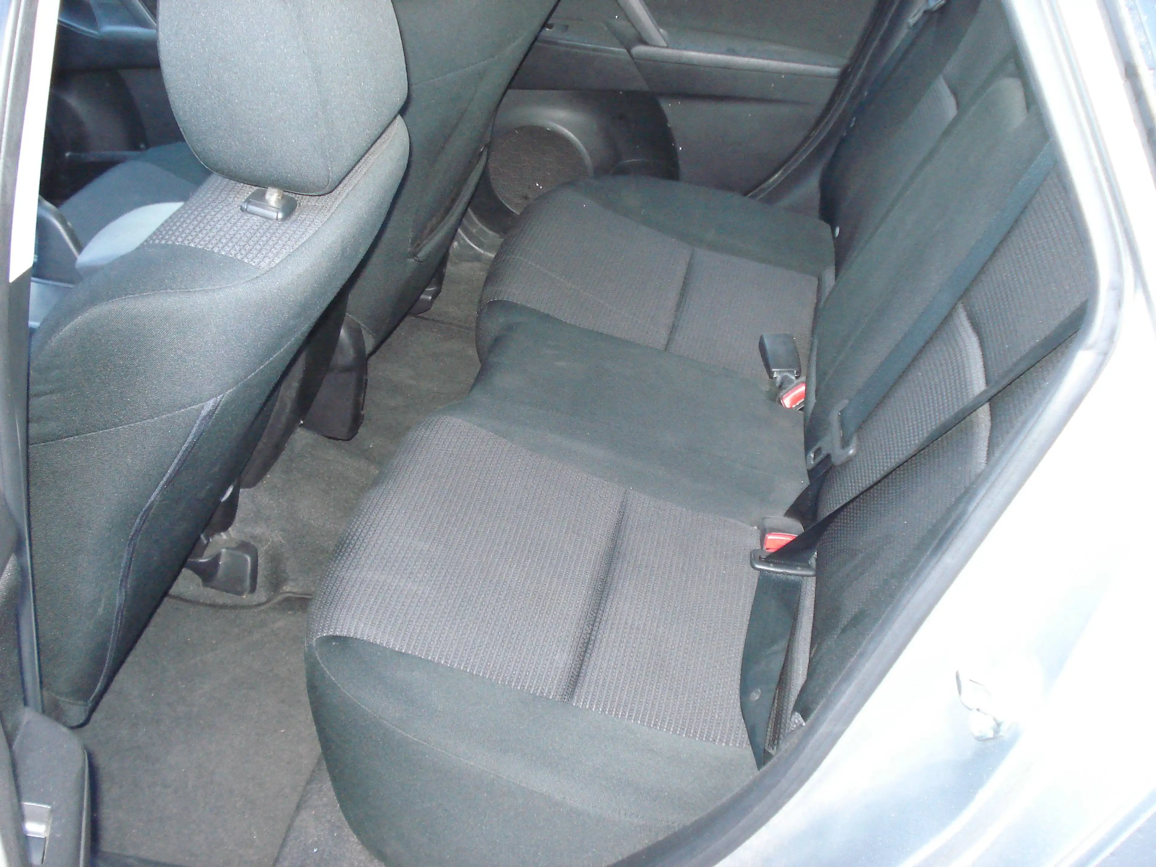 Mazda 3 Center-Line — photo 10