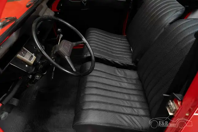 Citroen 2CV view 13
