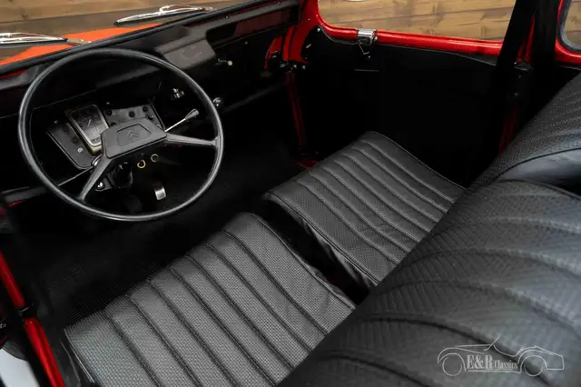 Citroen 2CV view 2