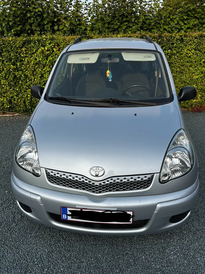 Toyota Yaris Verso 1.5 Sol - 1