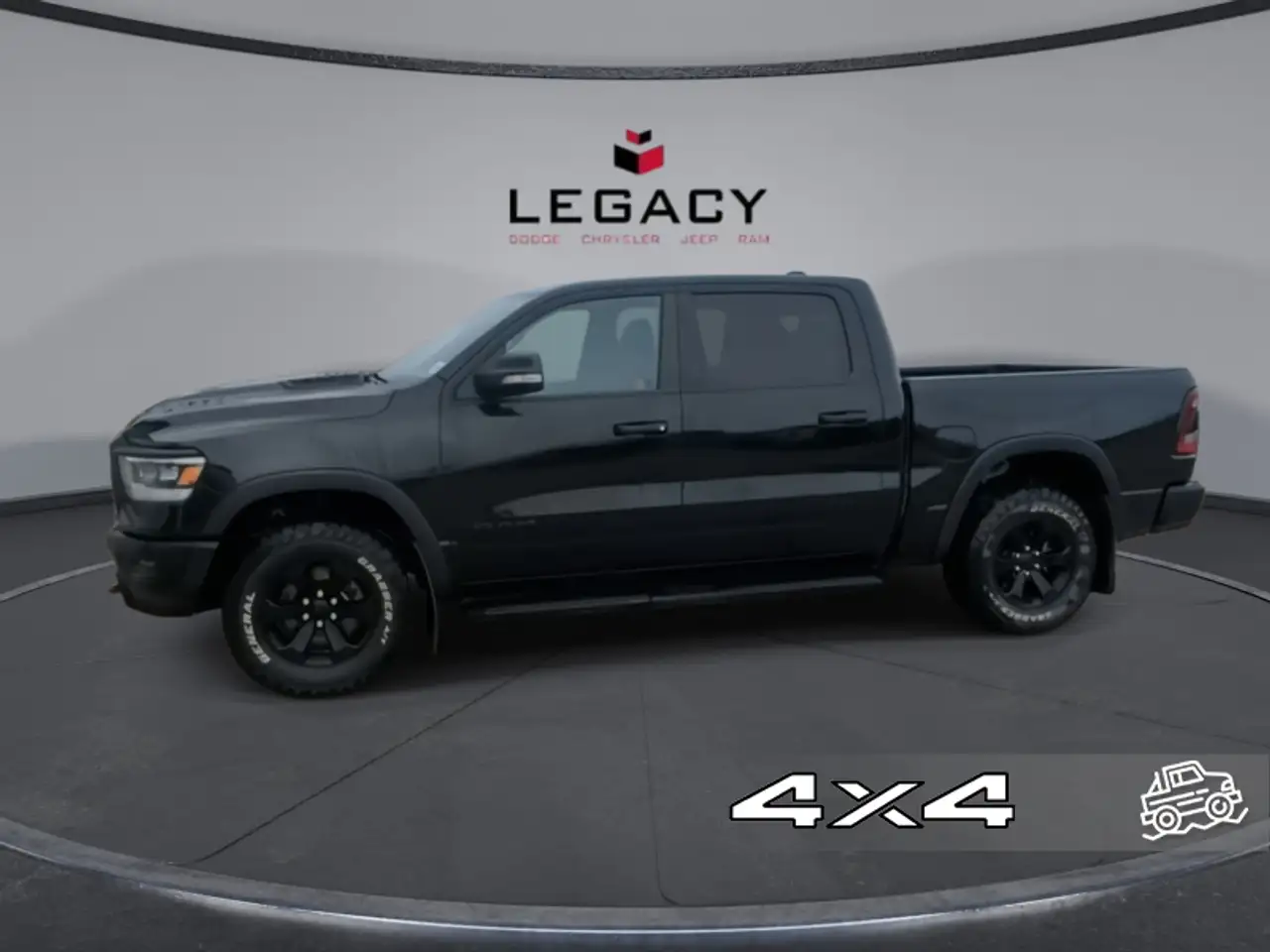 RAM 1500 снимка RAM 1500