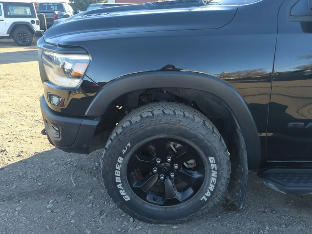 RAM 1500 снимка RAM 1500