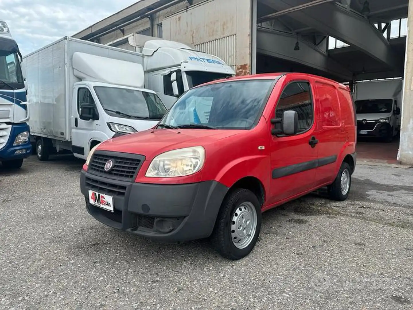 Fiat Doblo 1.6 16v natural power Active - 1