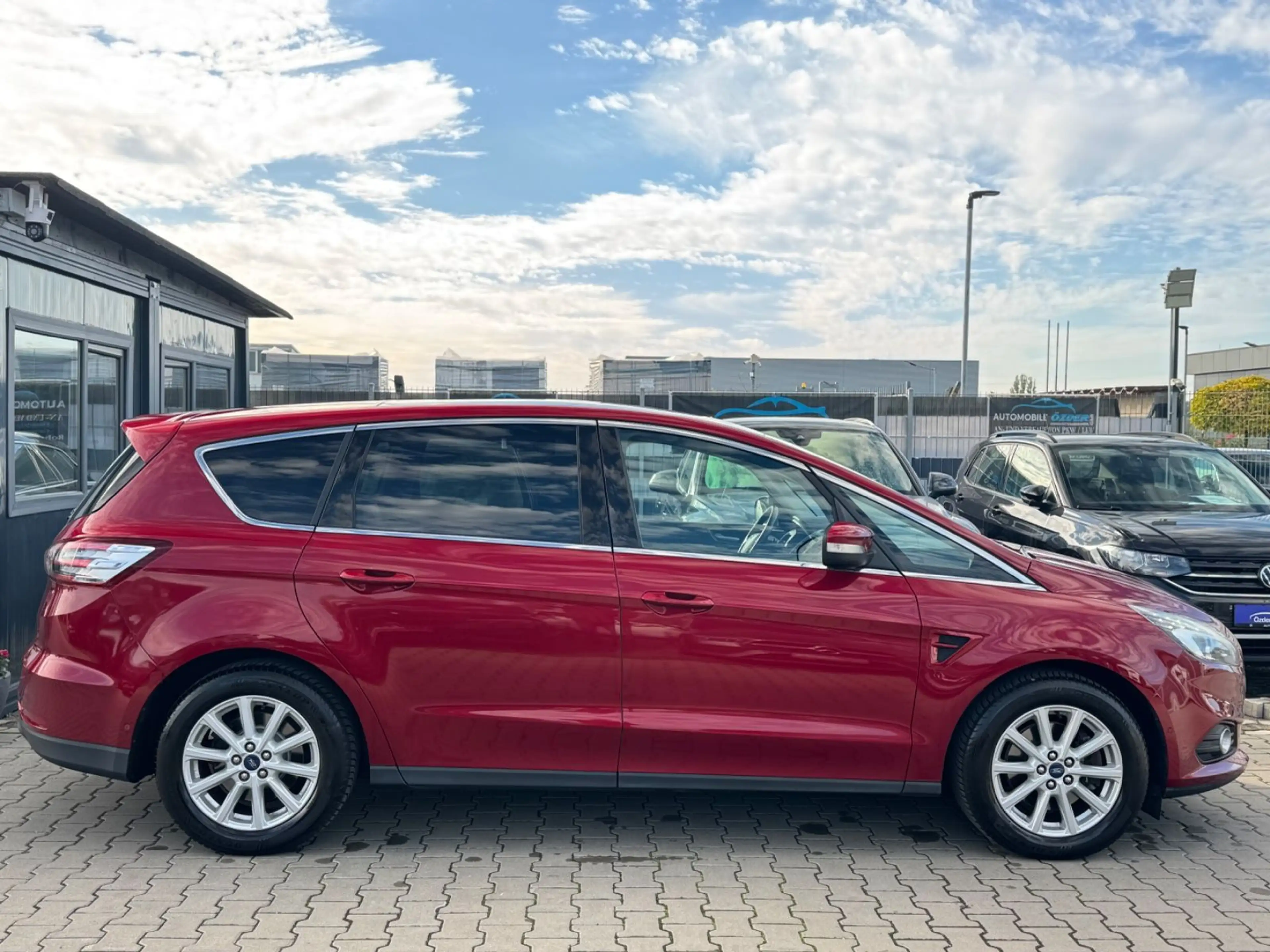 Ford S-Max 2.0 SCTi Titanium+Finanzierung+Garantie+ — photo 9