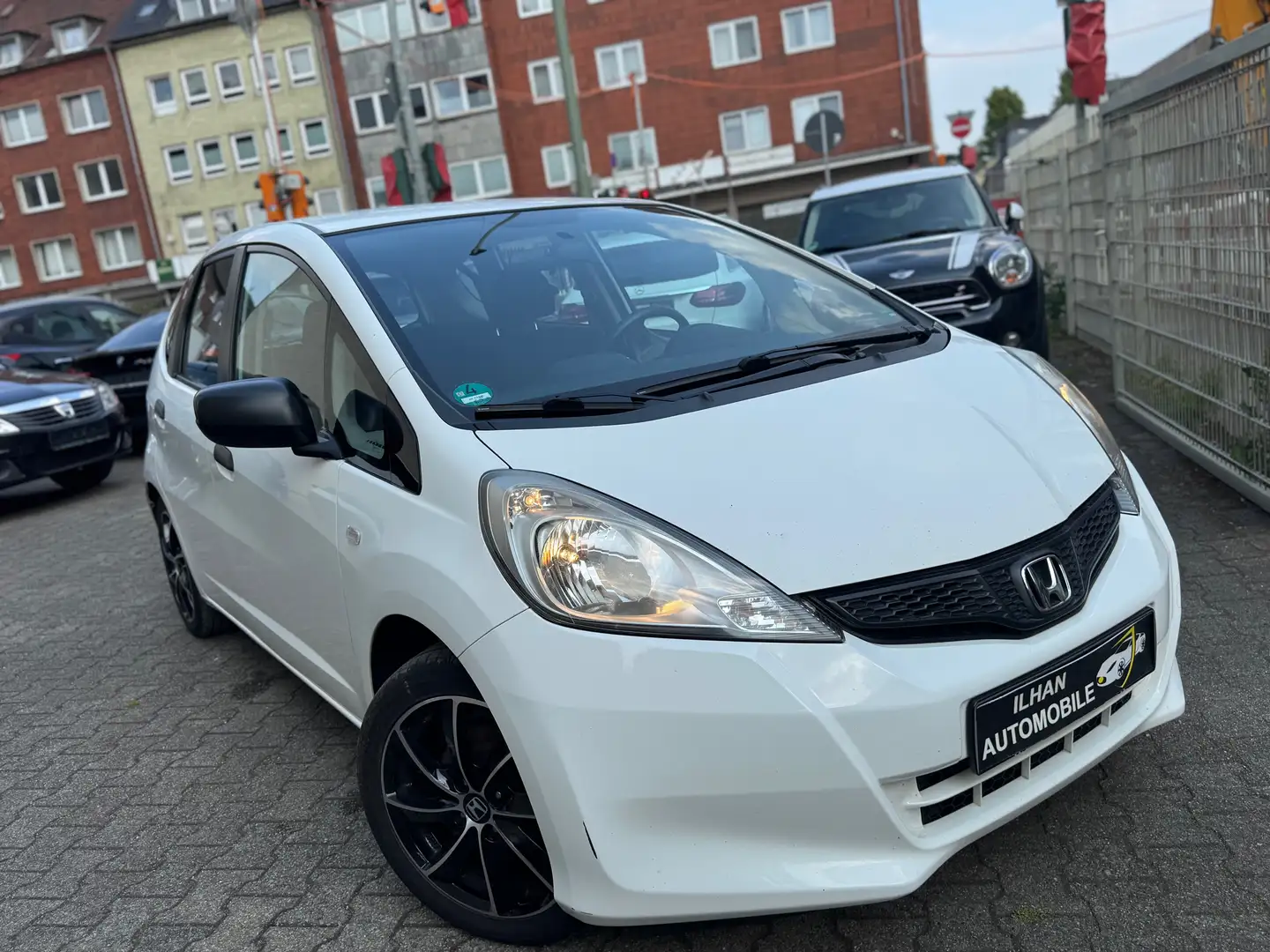 Honda Jazz 1.2 S SPORT 66KW*1.HAND*KLIMA*GARANTIE*ALU*S-HEFT White - 1
