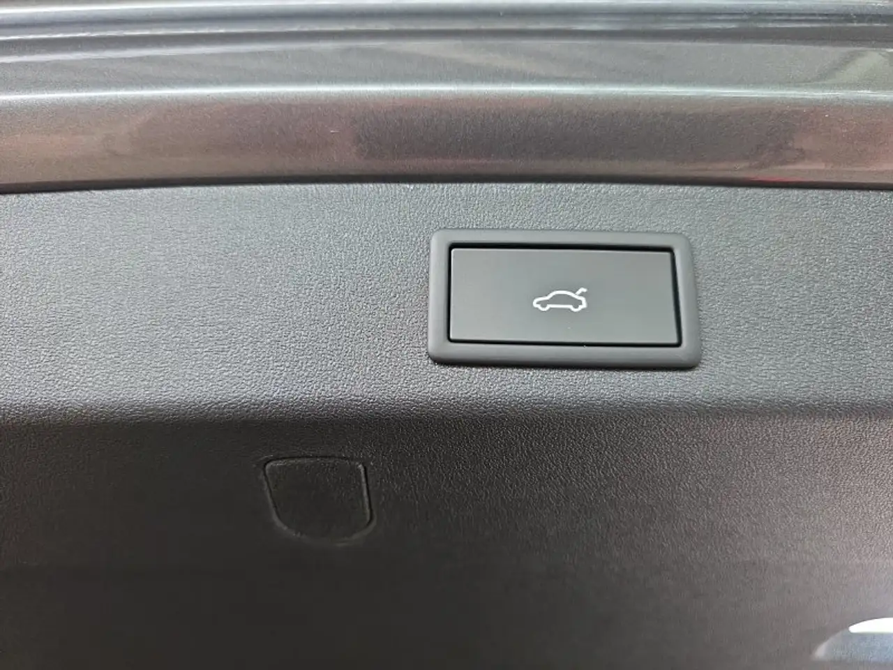 Skoda Kodiaq 1.5TSI mHEV Navi/Kamera/LED/el.Klappe/Kessy **, миниатюра 17