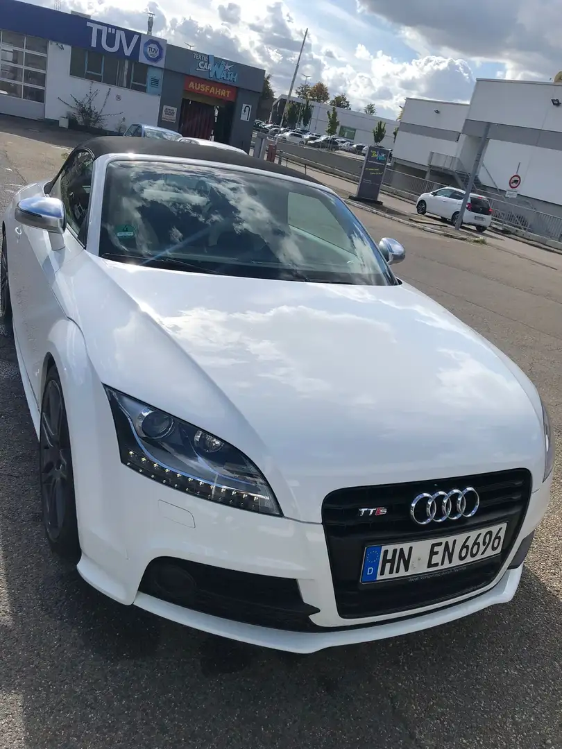 Audi TTS Roadster S tronic Белый - 1