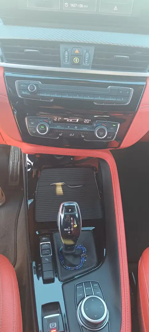 BMW X2 sDrive 18 d M Sport Grau - 1