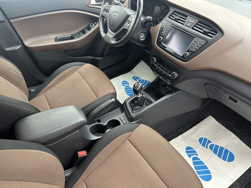 Hyundai i20 blue Trend "1 HAND-NAVI-CAM-MULTI-SITZH-ALU" — photo 11