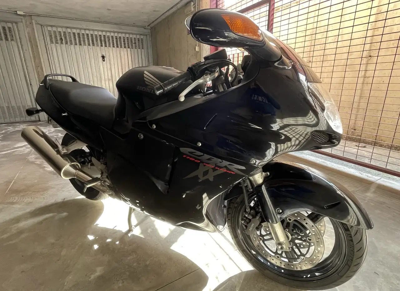 Honda CBR 1100
