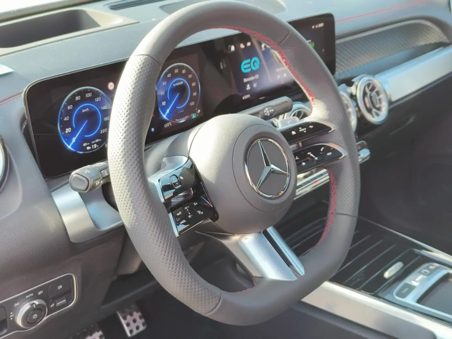 Mercedes-Benz EQB 250 250 + Star Edition Alb - 2