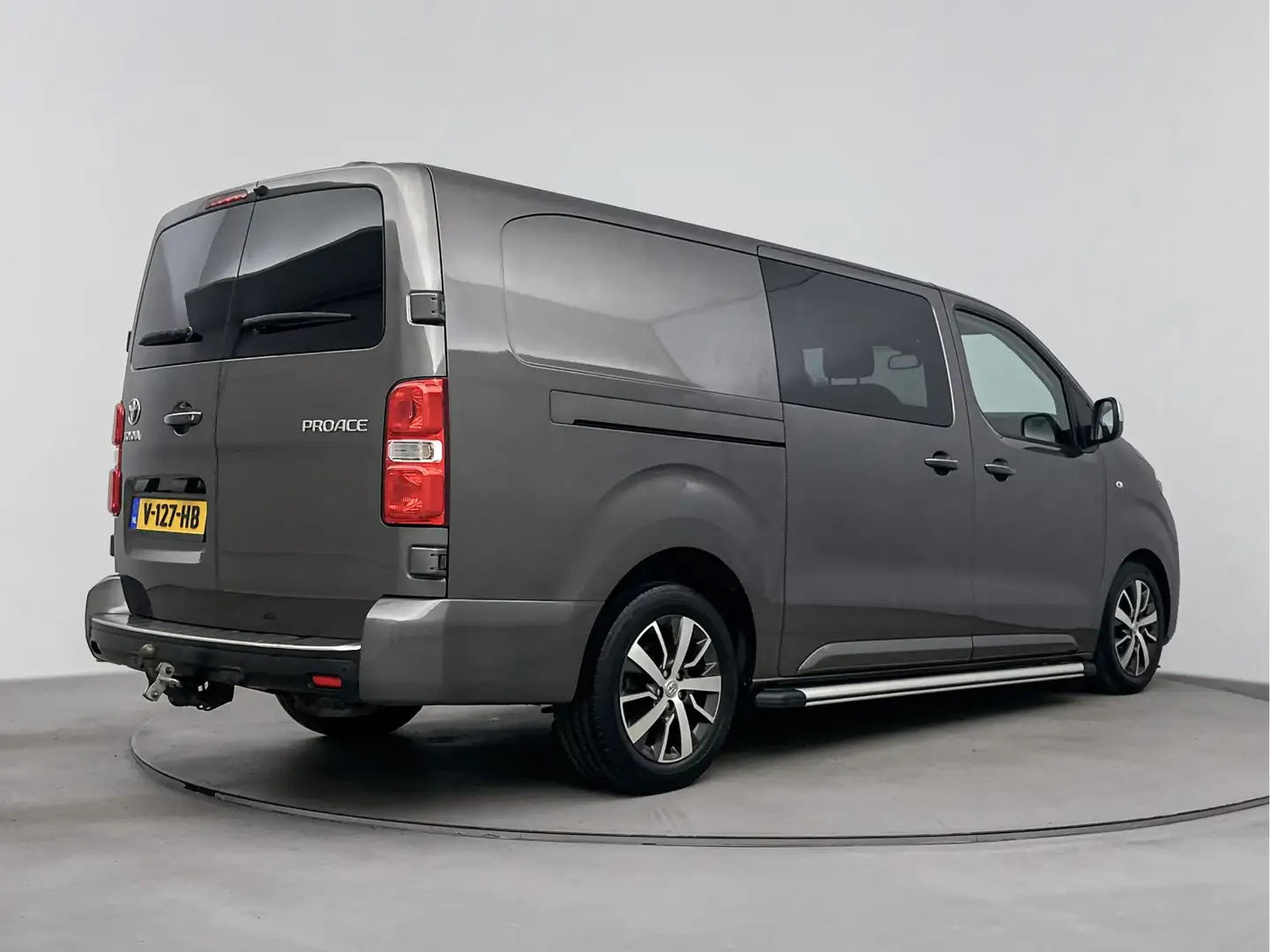 Toyota Proace Worker 2.0 D-4D Professional Long DC | Lederen bek Grijs - 2