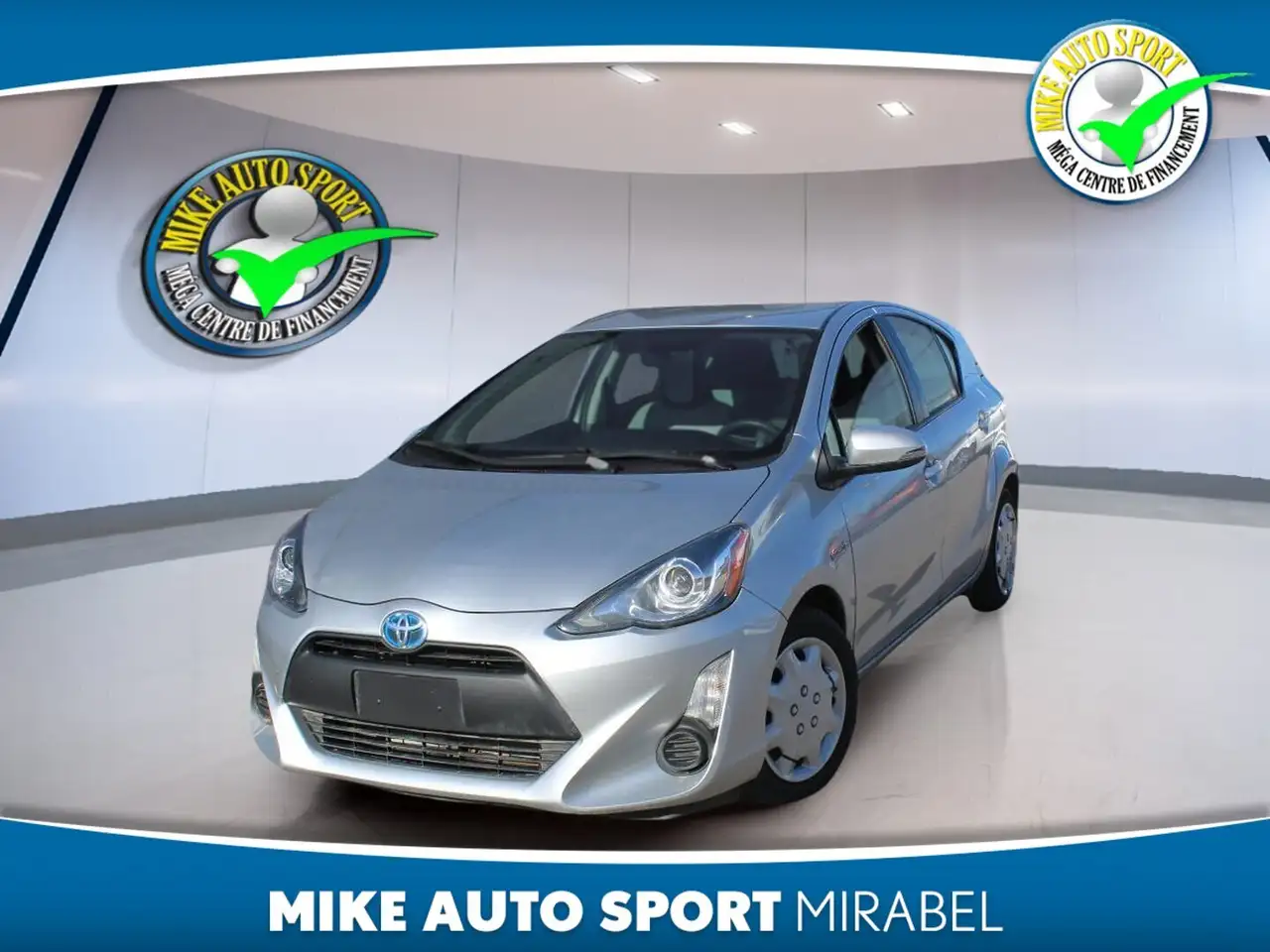 Toyota Prius c снимка Toyota Prius c