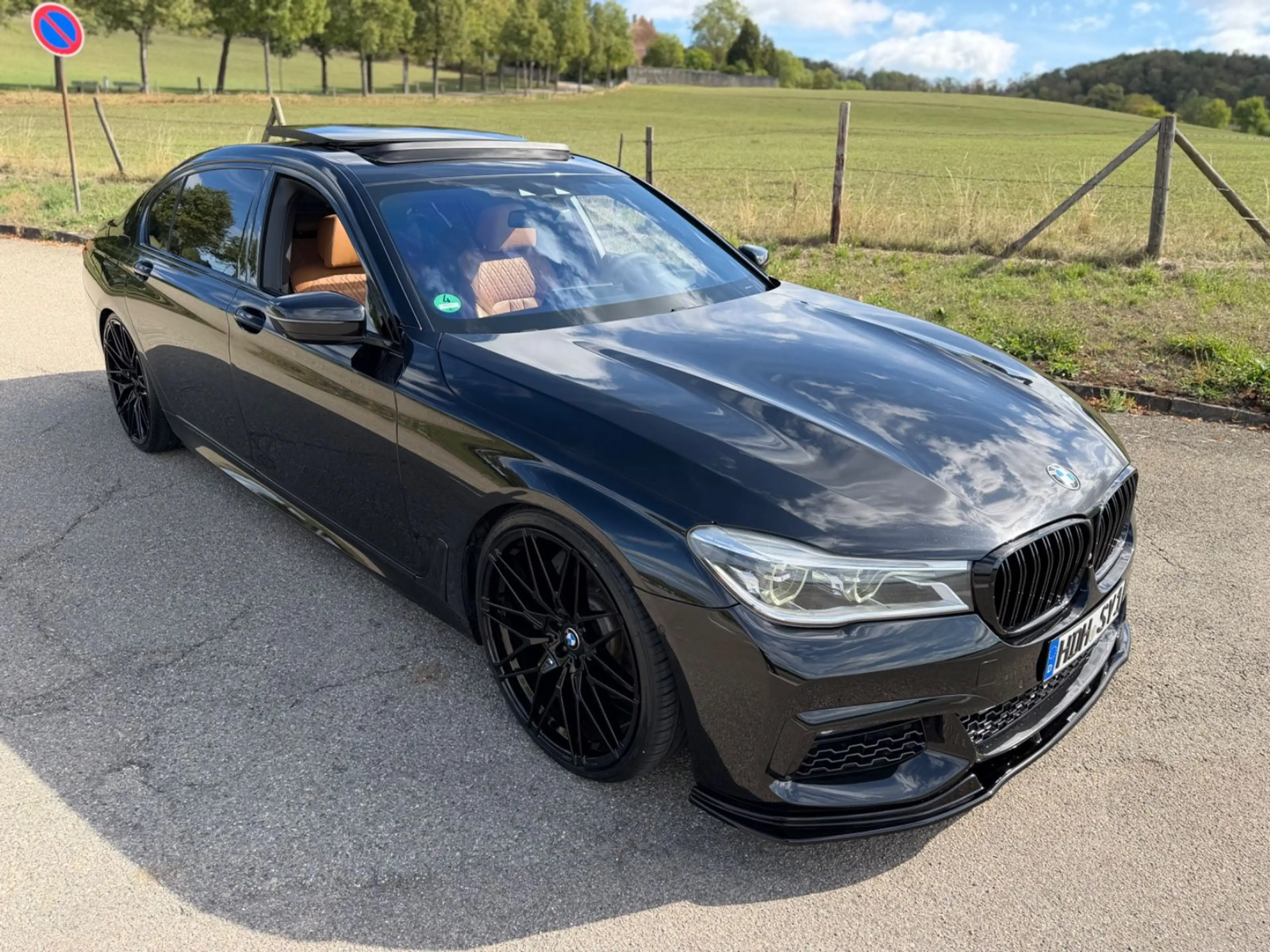 BMW 750 *M/G12/750Li*22.Zoll*All Black/Understatement — photo 10