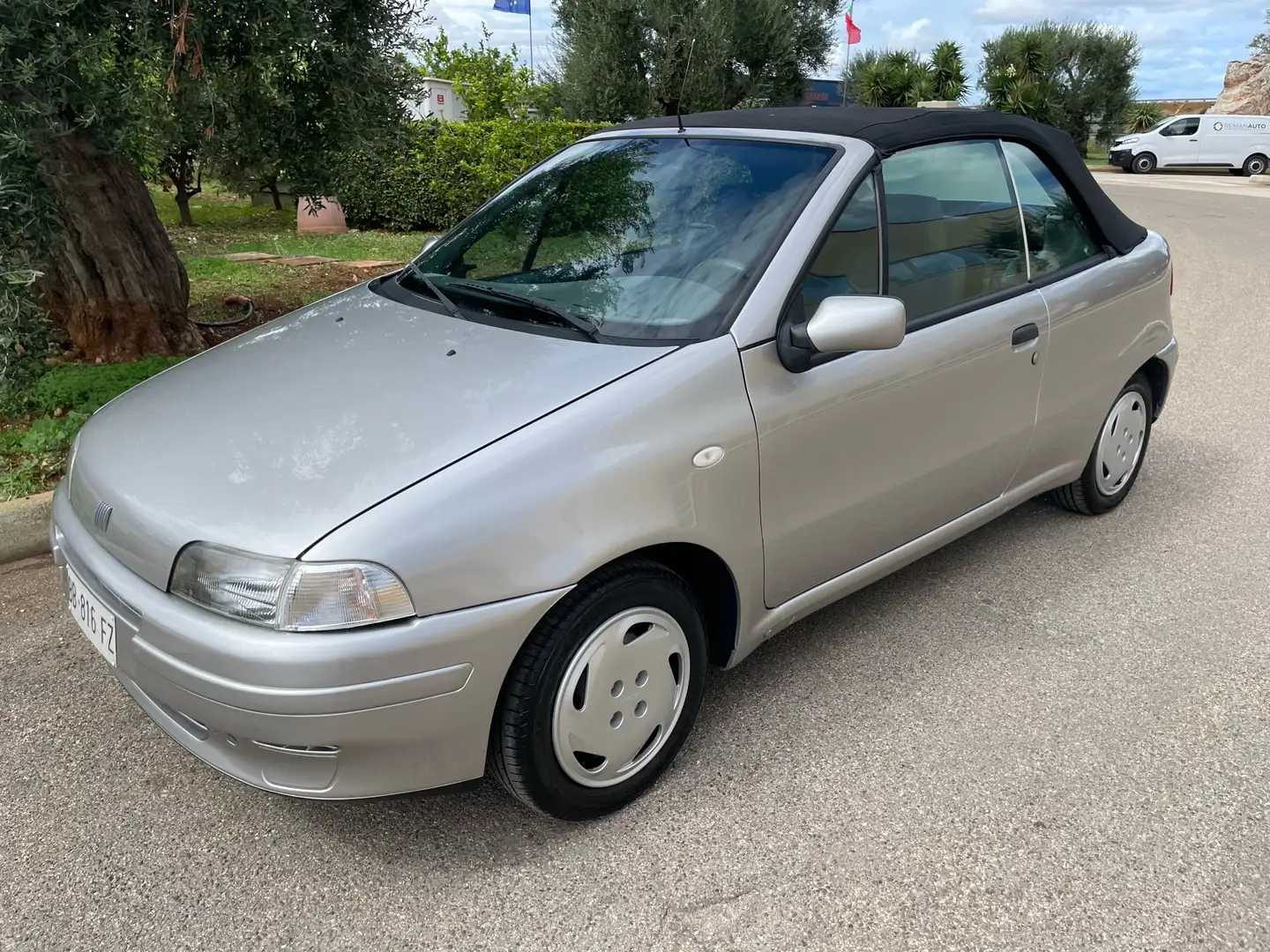 Fiat Punto Cabrio 1.2 Gris - 1