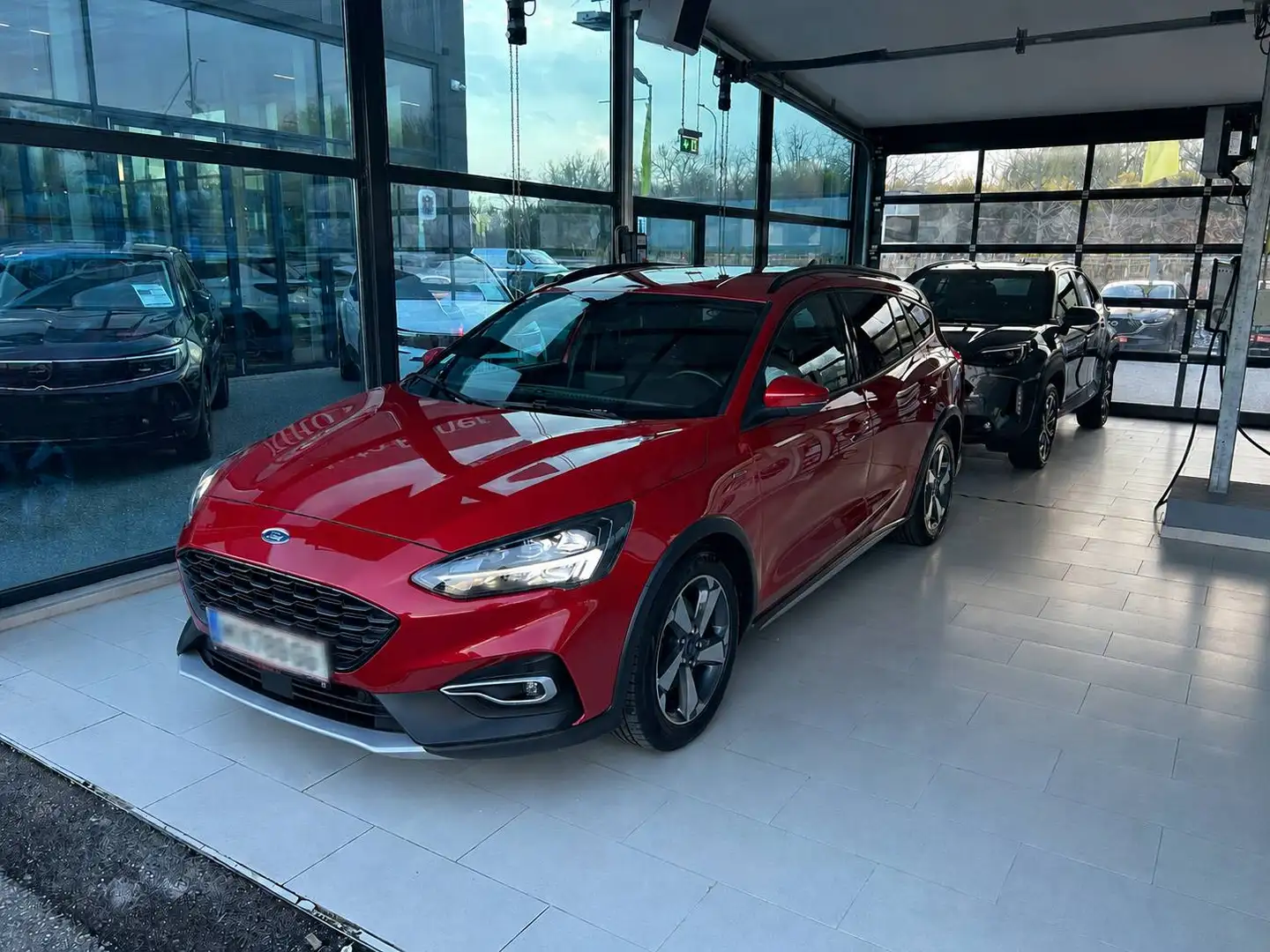 Ford Focus Focus Traveller 1,5 EcoBlue Active X Active X Rot - 1
