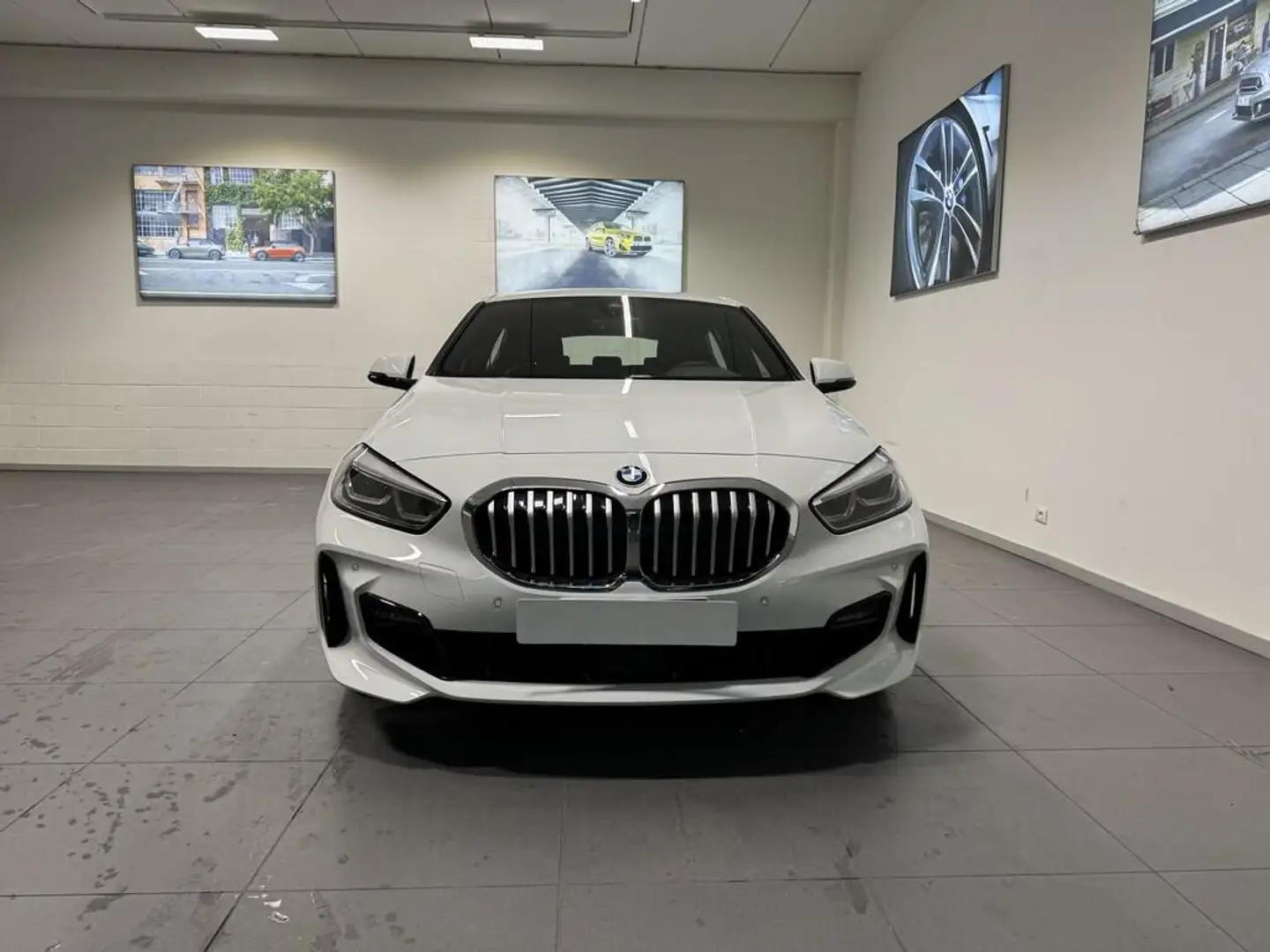 BMW 120 i Msport auto Bianco - 1