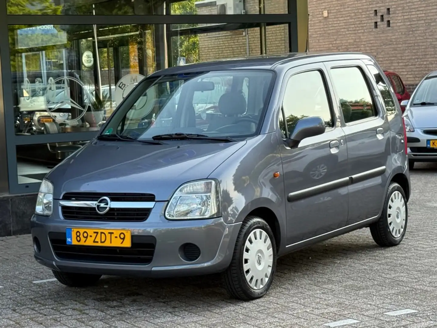 Opel Agila 1.2-16V Flexx APK 20-06-2026 Grijs - 2