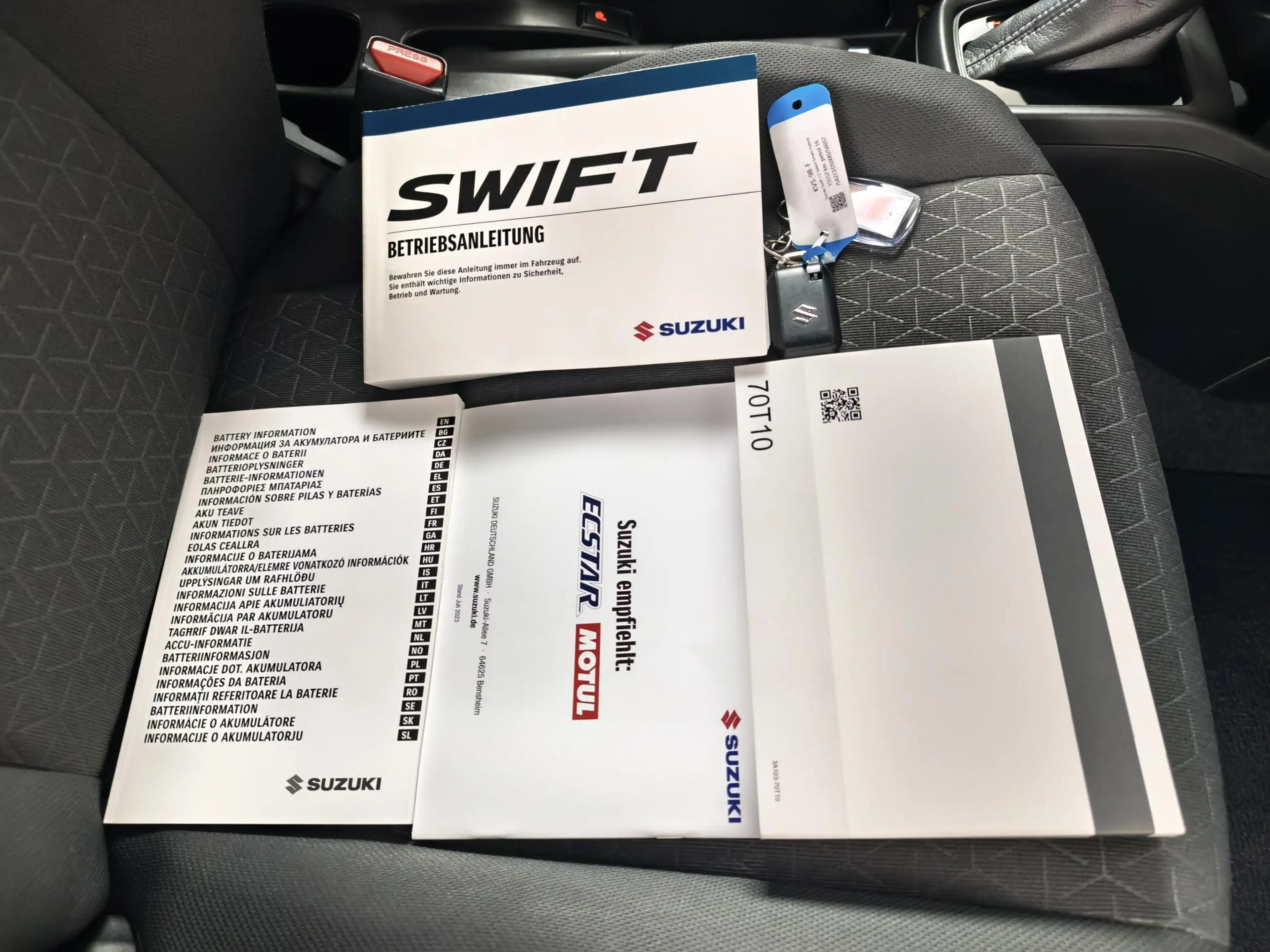 Suzuki Swift 1.2 Select Smart Hybrid Automaat 82PK | Adaptieve — photo 2