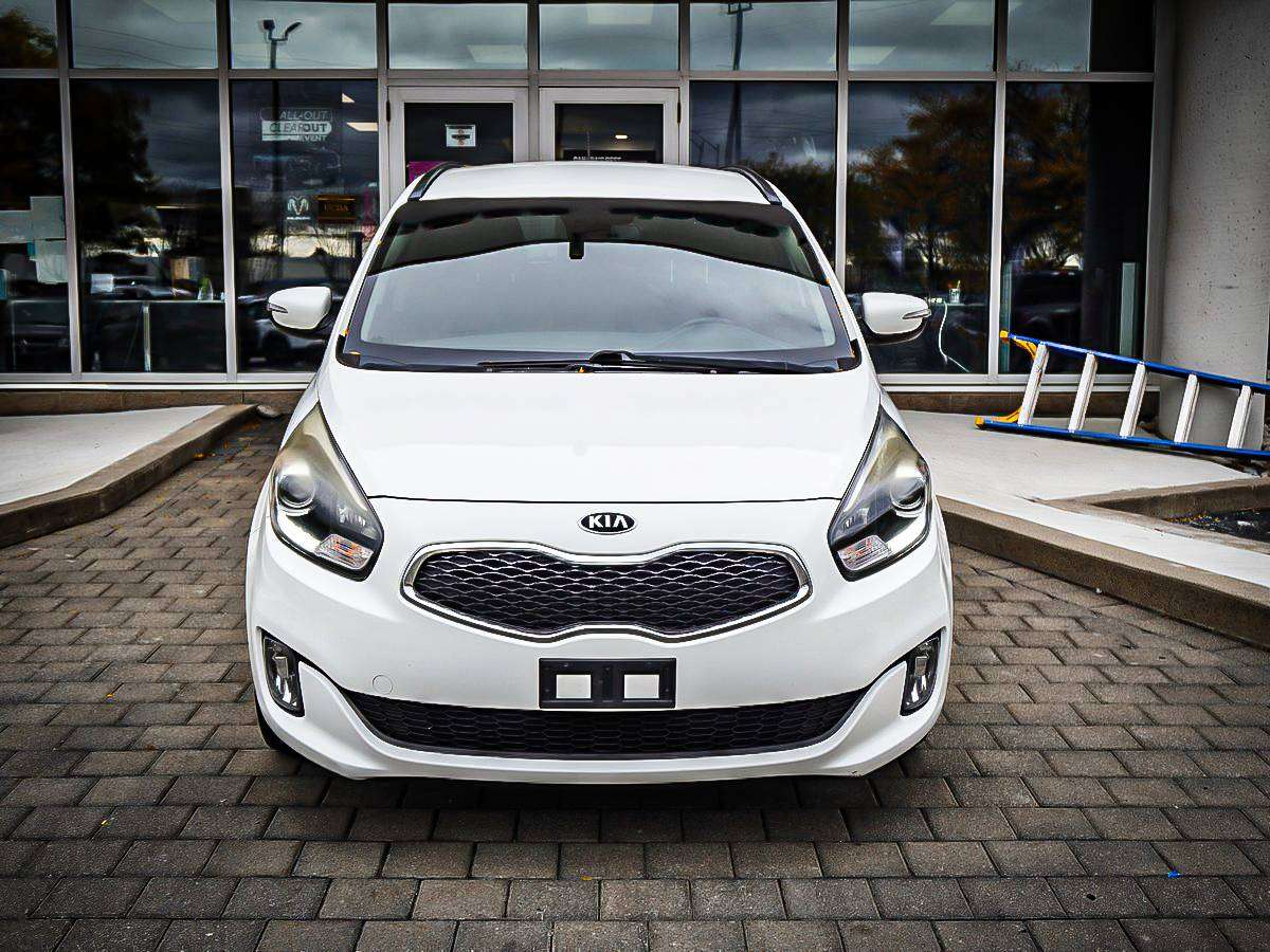 2016 Kia Rondo