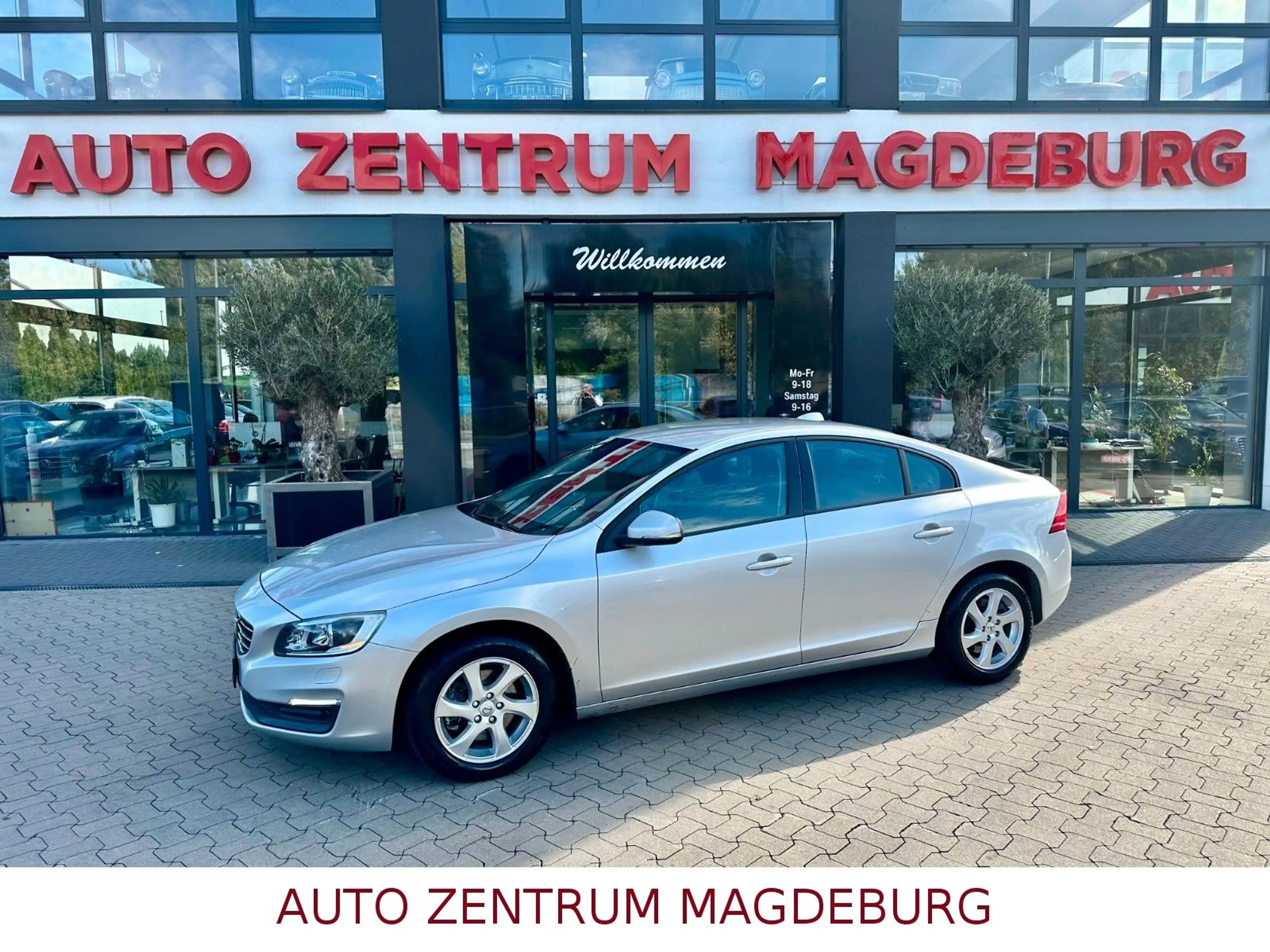 Volvo S60 Lim. Kinetic *BI-Xenon*NAVI*AUTOMATIK*