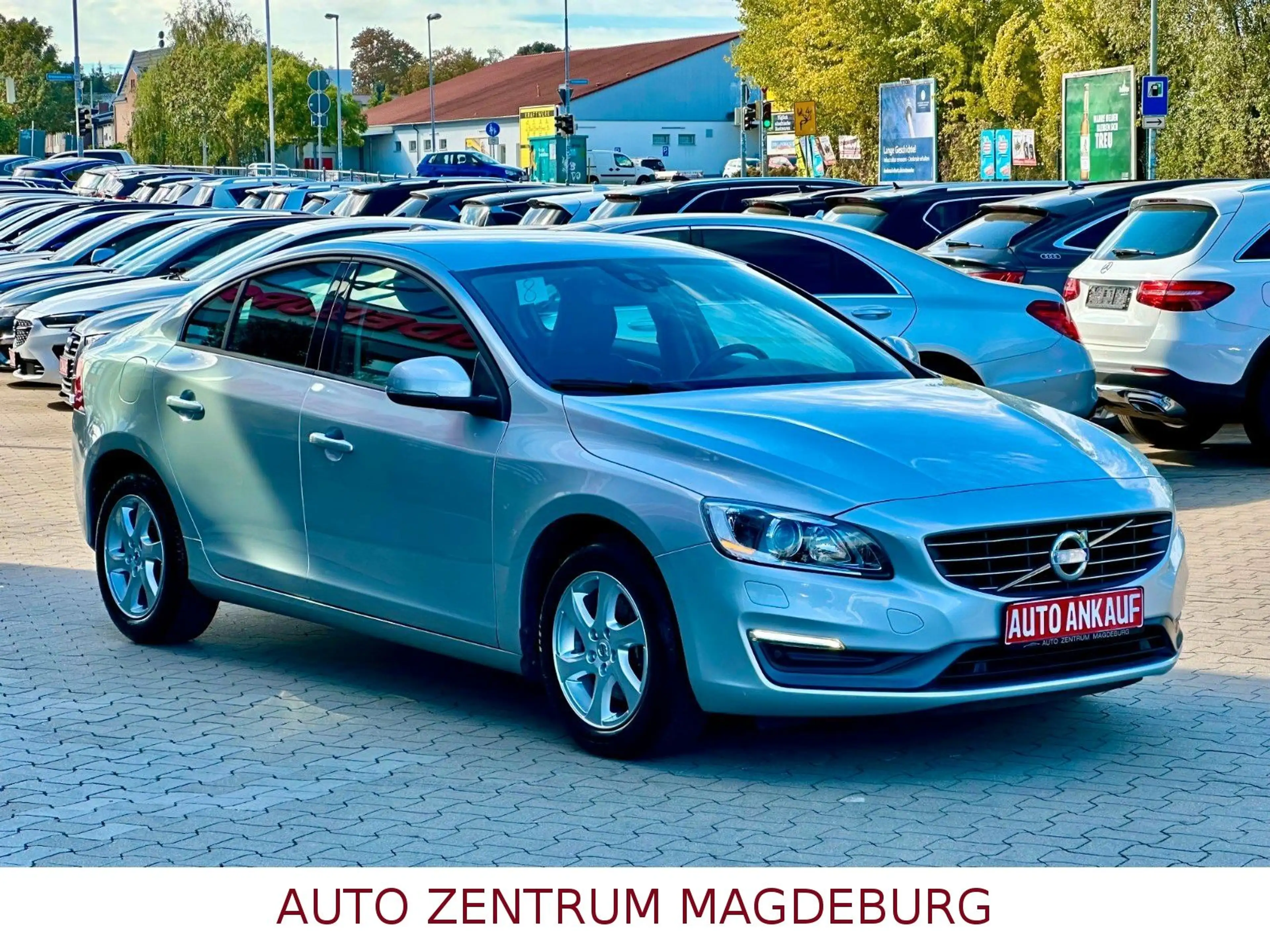 Volvo S60 Lim. Kinetic *BI-Xenon*NAVI*AUTOMATIK* — photo 4