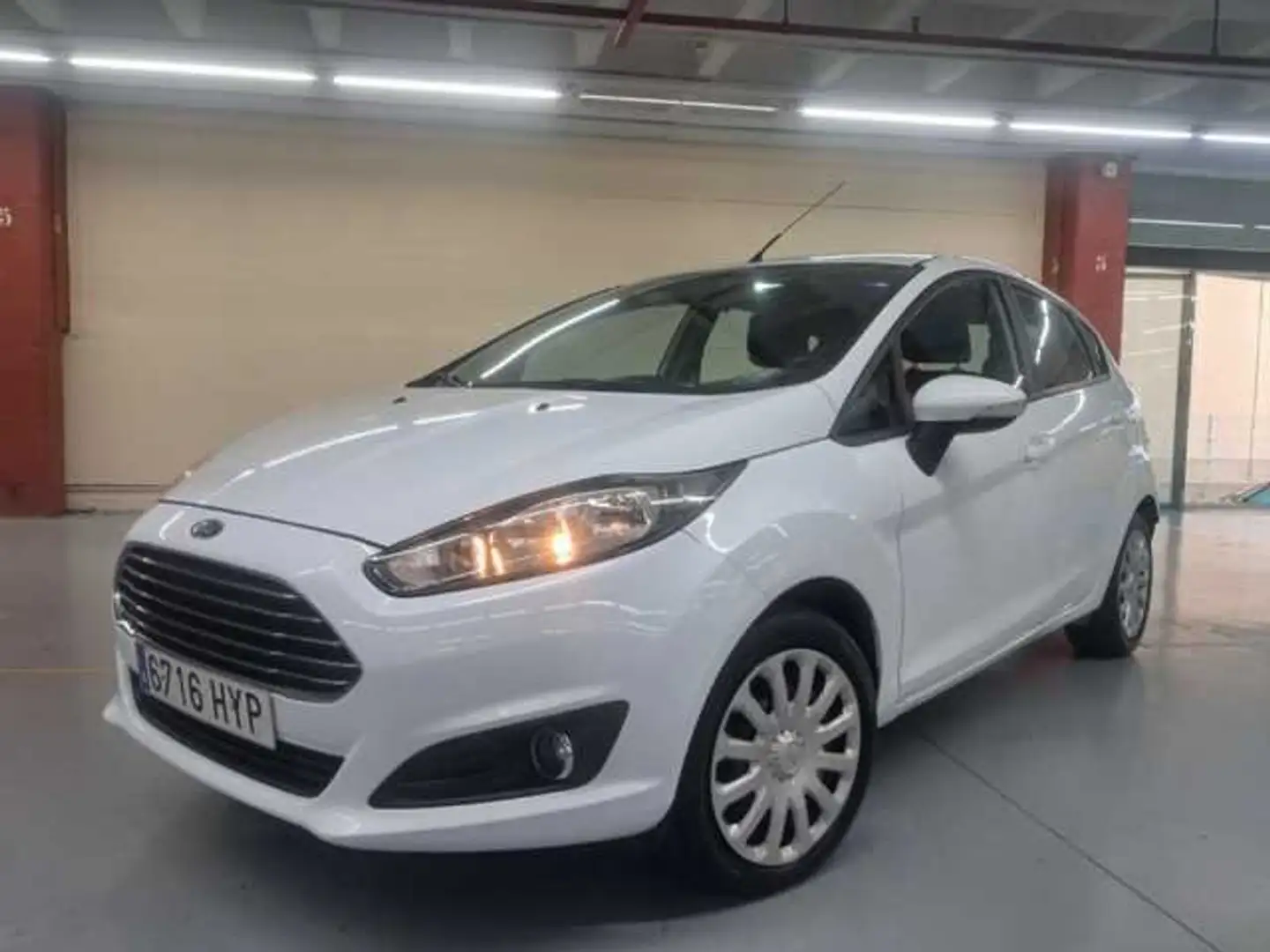 Ford Fiesta 1.25 Trend 82 Blanco - 1