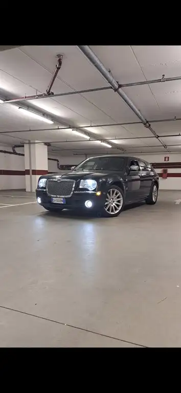 Chrysler 300C 2009 из Европы — купить под ключ
