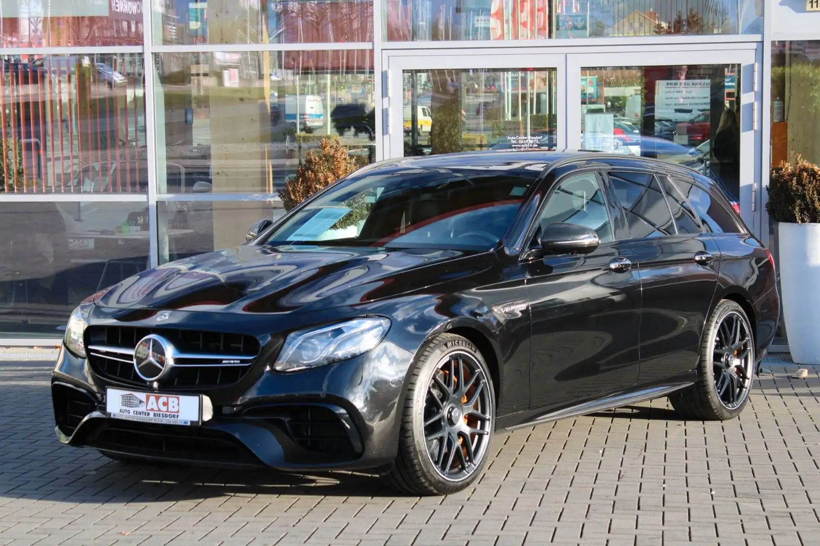 Mercedes-Benz E 63 AMG E 63 S AMG T 4M Carbonp. Keramik Sp.Abgas Pano Noir - 2