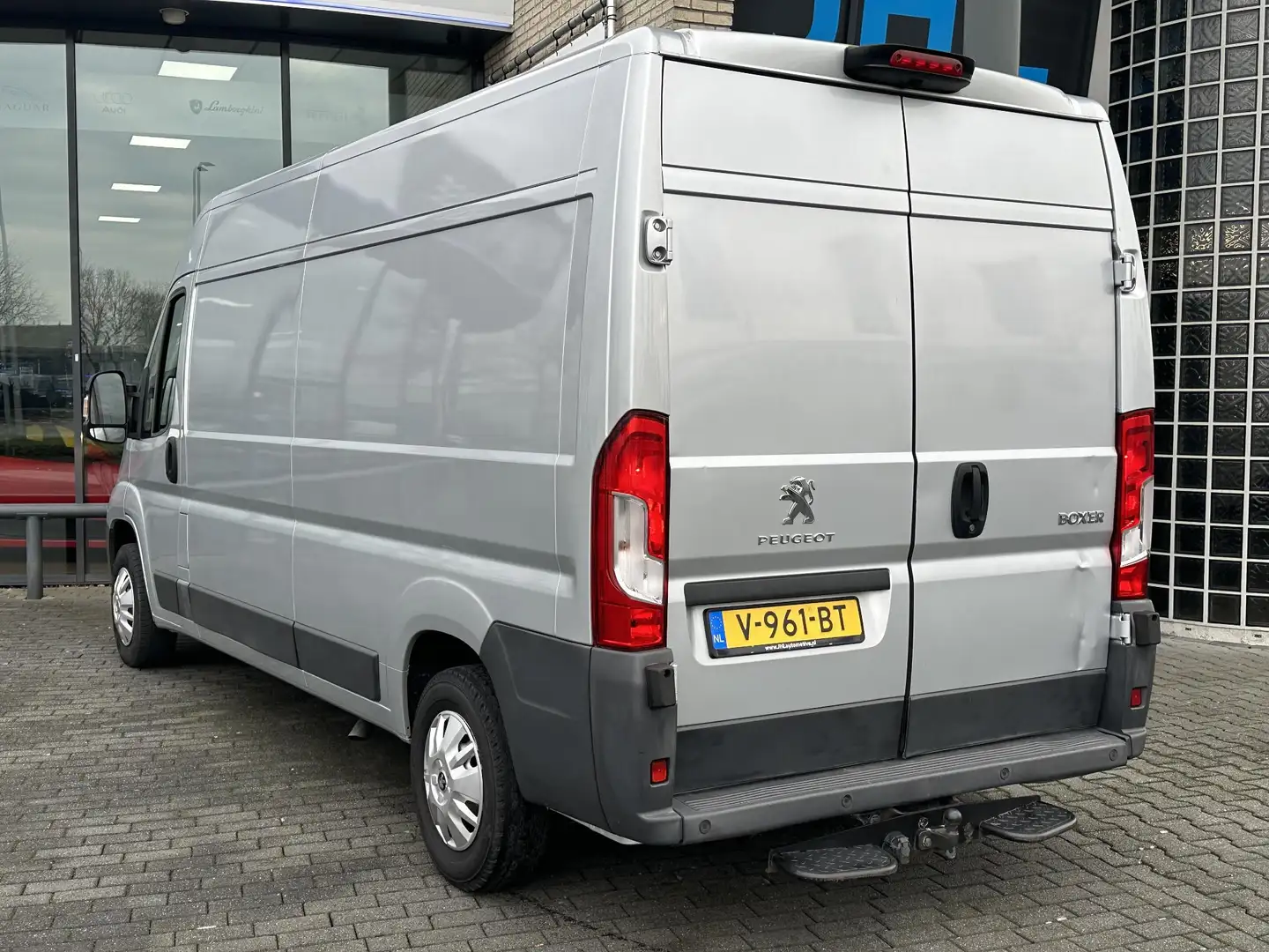 Peugeot Boxer 333 2.0 BlueHDI L3H2*A/C*HAAK*CRUISE*CAM*TEL*3PERS Grijs - 2