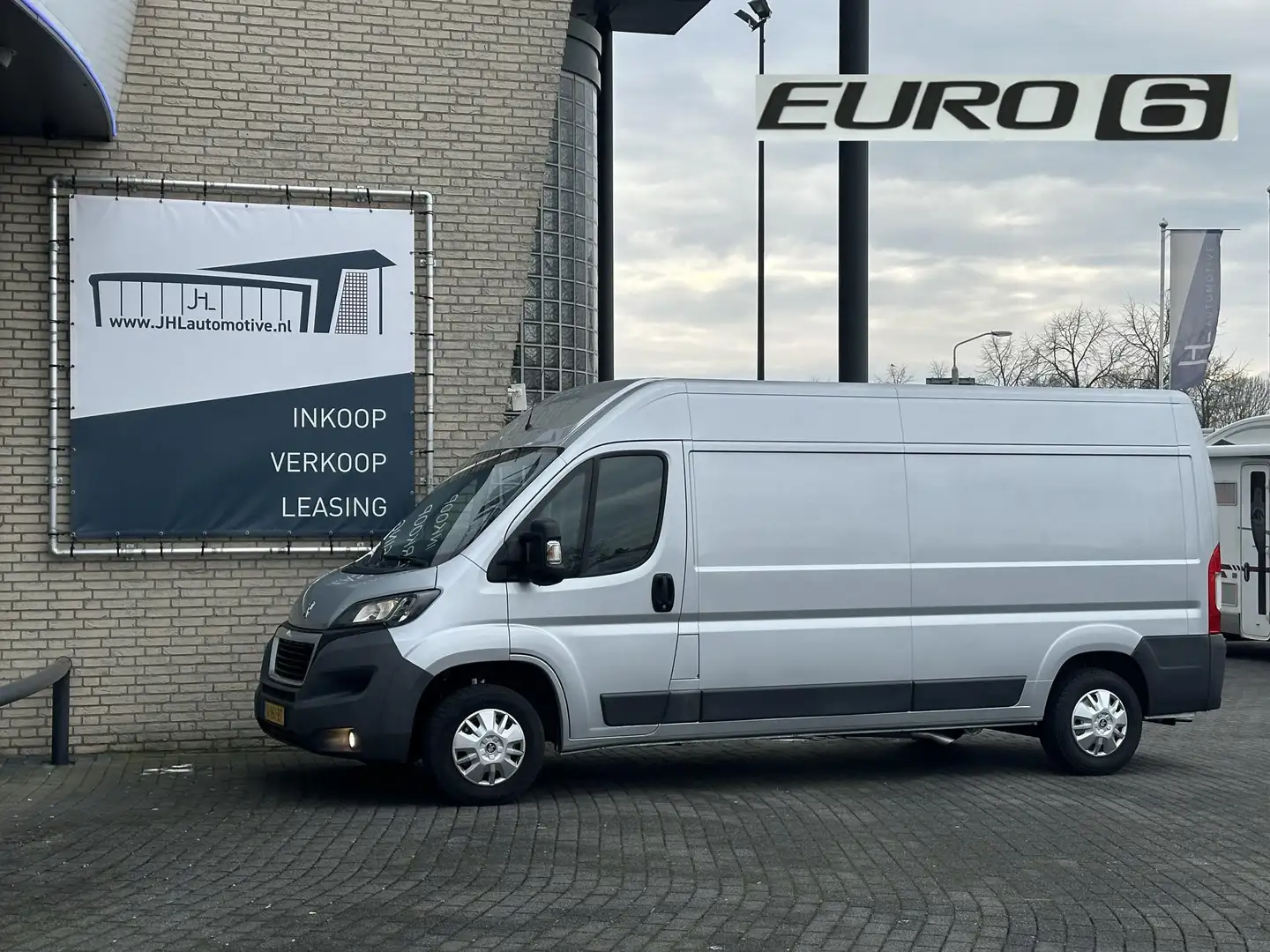 Peugeot Boxer 333 2.0 BlueHDI L3H2*A/C*HAAK*CRUISE*CAM*TEL*3PERS Grijs - 1