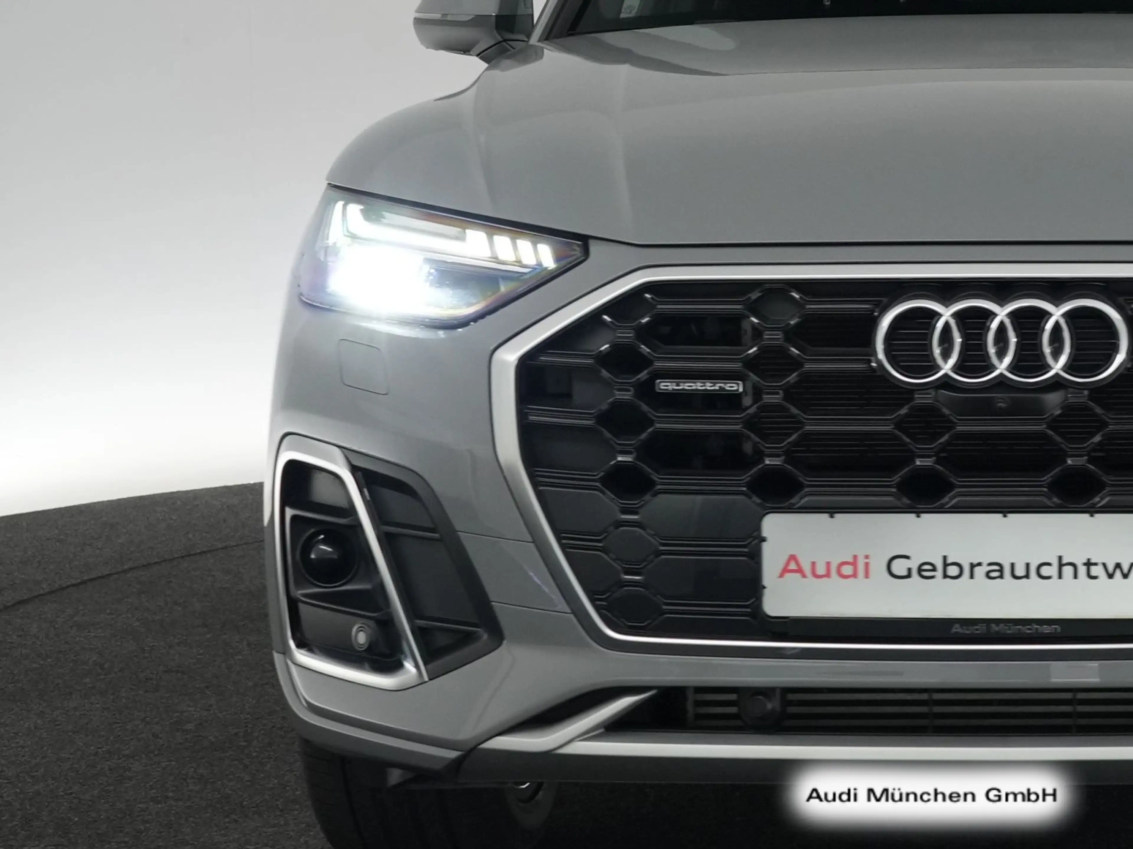 Audi Q5 55 TFSI e qu. S tronic 2x S line Matrix/OLED/ — photo 10