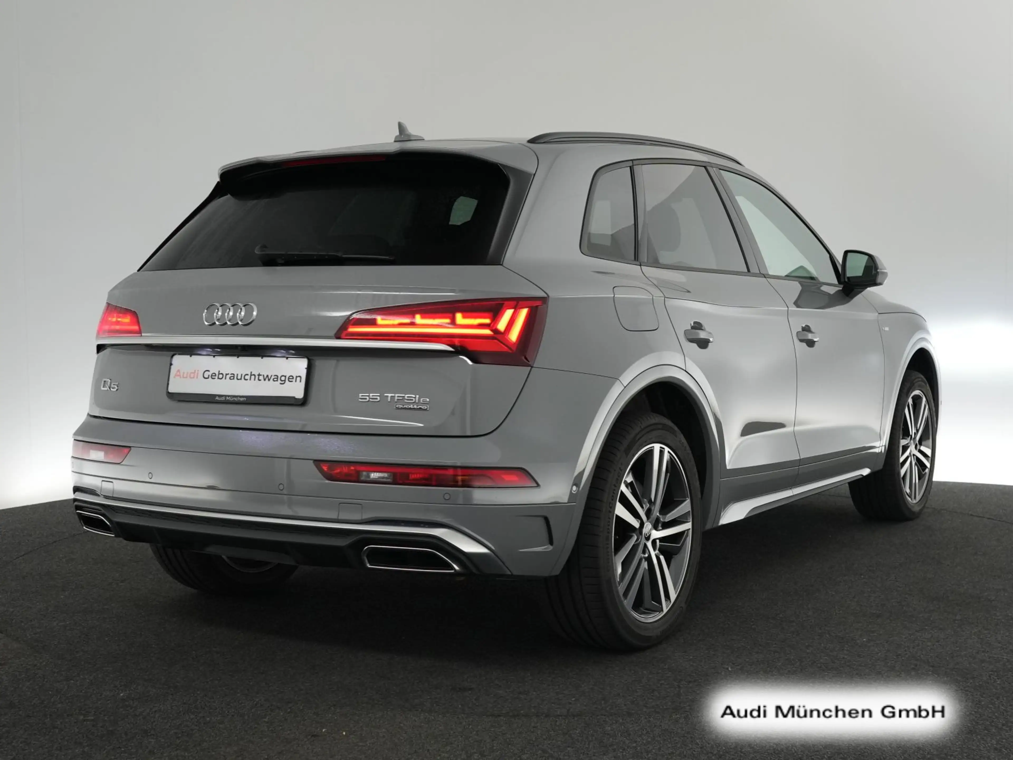 Audi Q5 55 TFSI e qu. S tronic 2x S line Matrix/OLED/ — photo 8