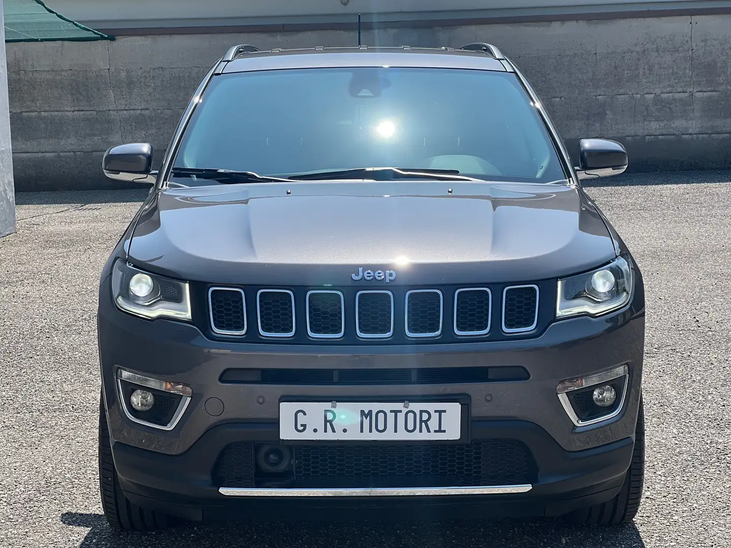 Jeep Compass Compass 1.3 turbo t4 phev Limited 4xe at6 Gris - 2