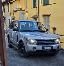 Range Rover Vogue HSE (3000 cc - 6 cilindri in L)