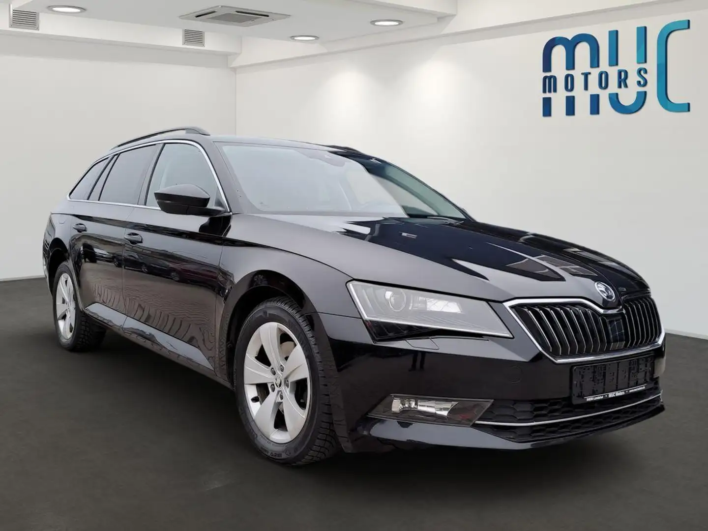 Skoda Superb 2.0 TDI Ambition 4x4~Amundsen~BiXen Black - 2