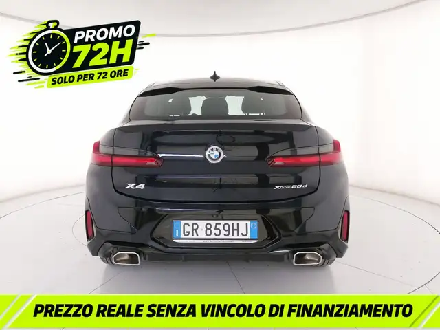 BMW X4 view 4