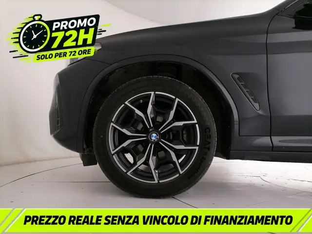BMW X4 view 29