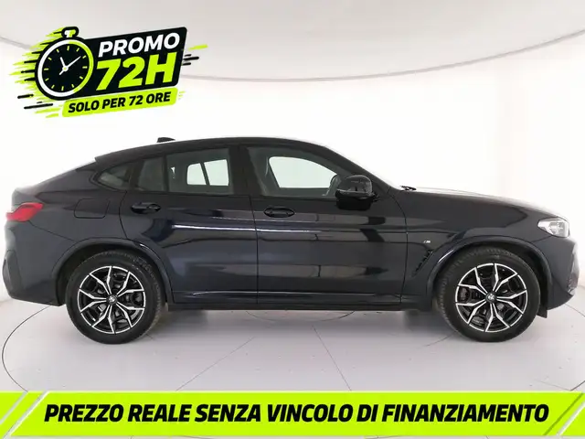 BMW X4 view 3
